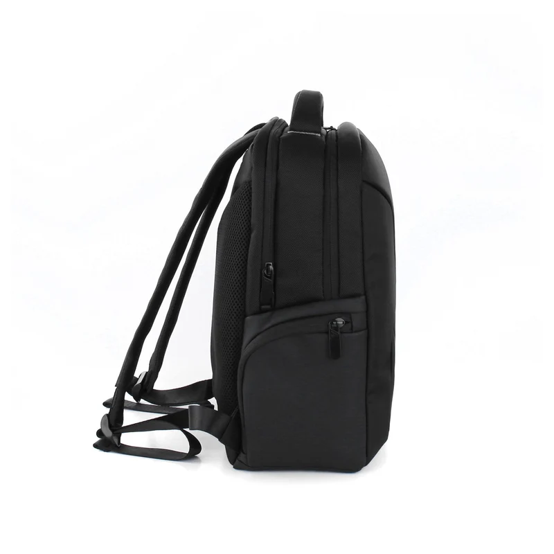 Roncato Surface - Rucksack 14"/Tabletfach 10" 40 cm (nero)