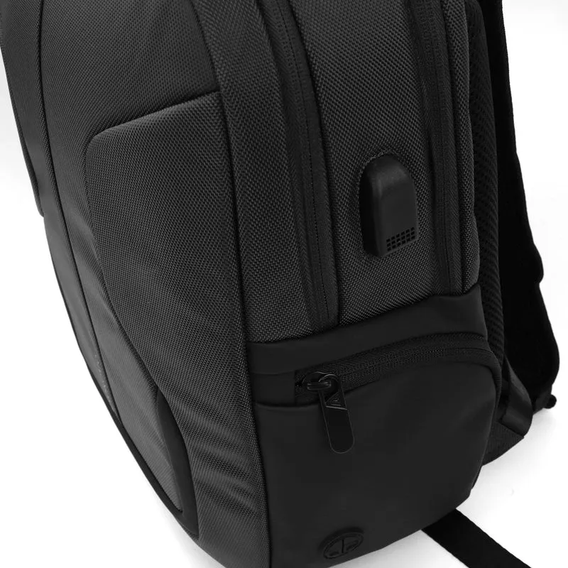 Roncato Surface - Rucksack 14"/Tabletfach 10" 40 cm (nero)