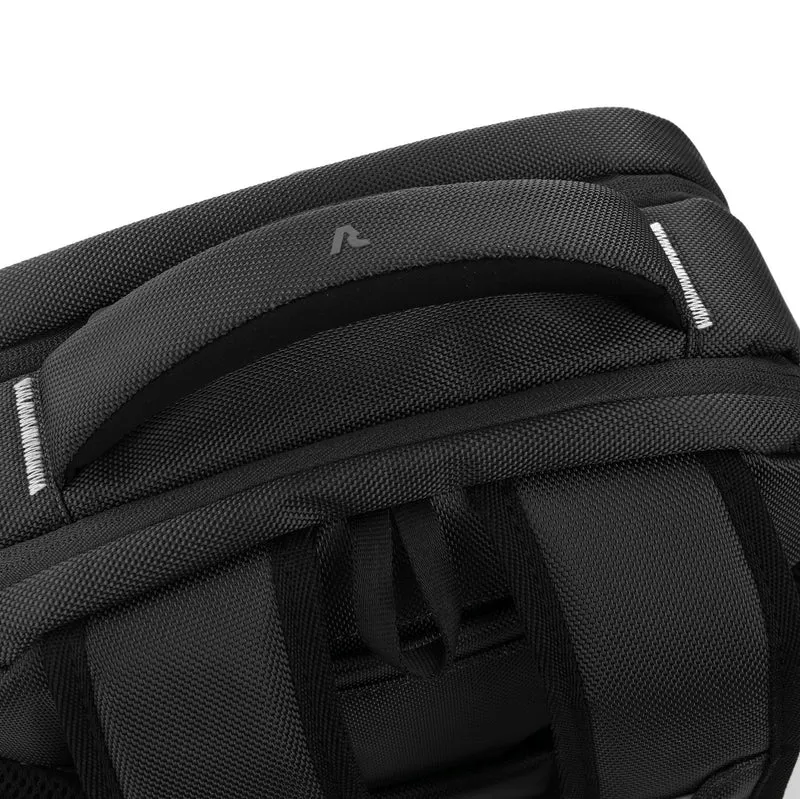 Roncato Surface - Rucksack 14"/Tabletfach 10" 40 cm (nero)