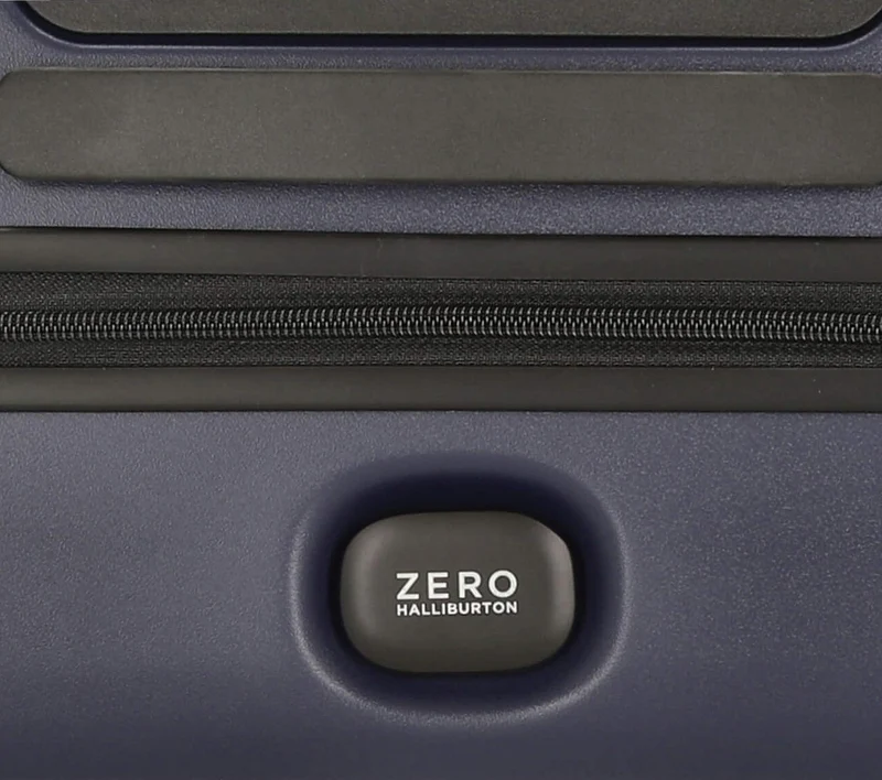 Zero Halliburton Edge Light - 4-Rollen-Trolley 66 cm (blue)