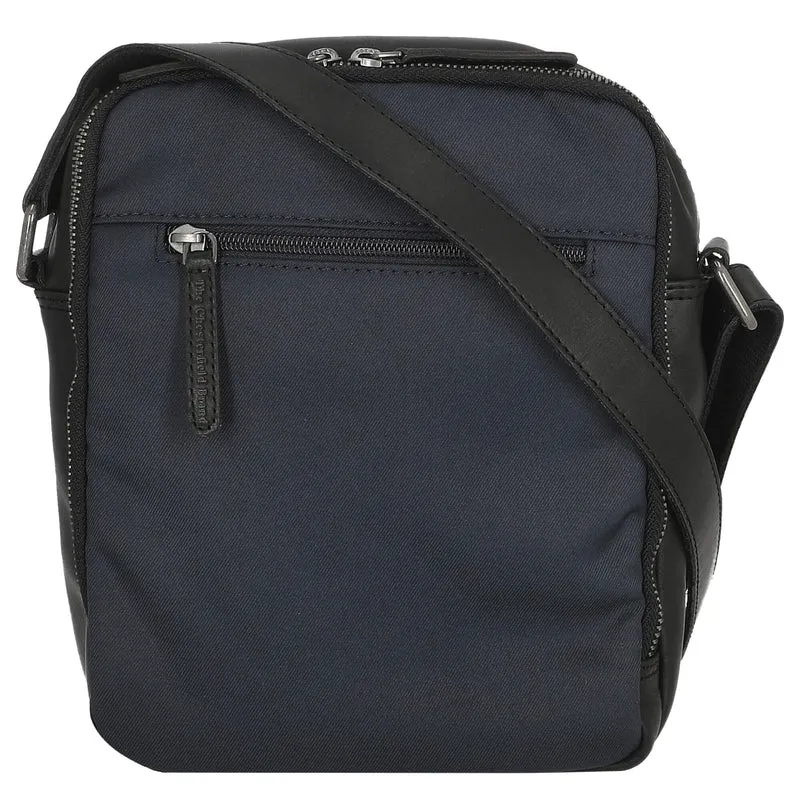 The Chesterfield Fusion Arendal - Umhängetasche 25 cm (navy)