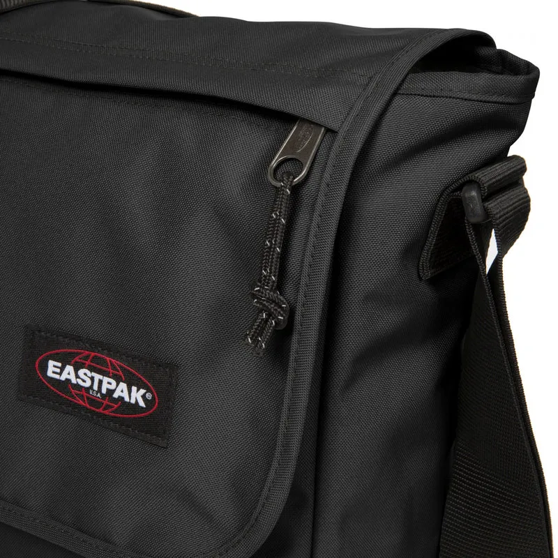 Eastpak Delegate + - Schultertasche 17" 38.5 cm (black)