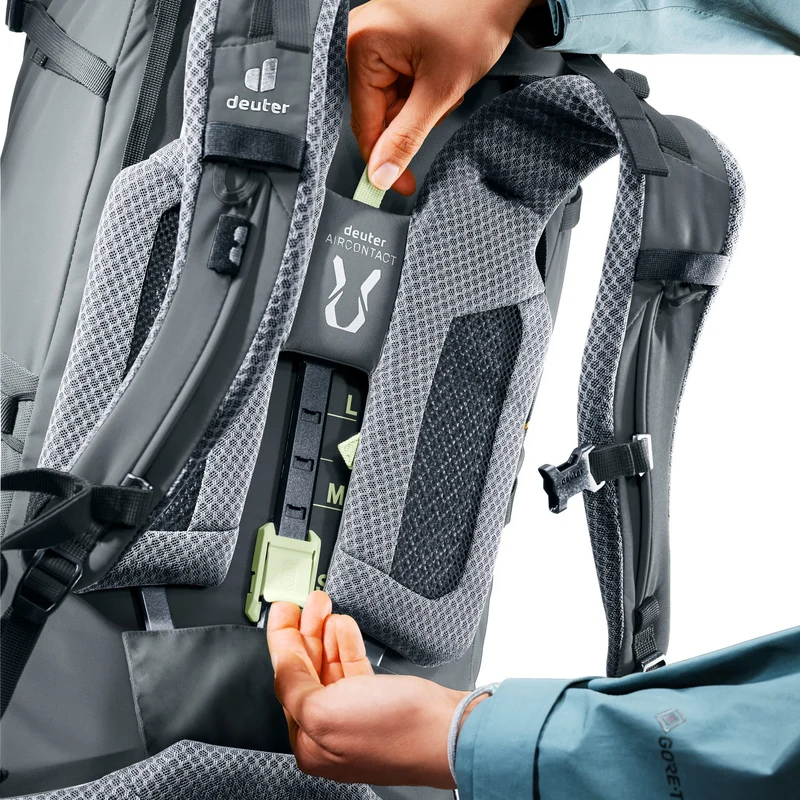 Deuter Aircontact Core 45 + 10 SL - Trekkingrucksack 82 cm (graphite)