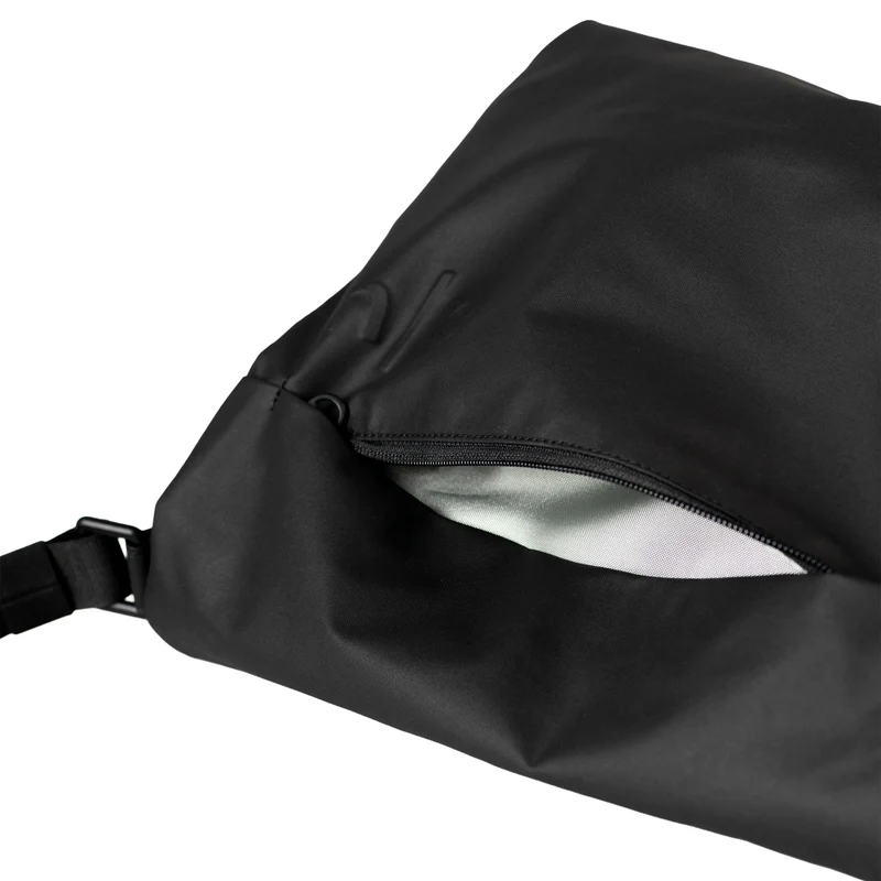 aunts & uncles Aoki RE Lite - Umhängetasche 28 cm (black)