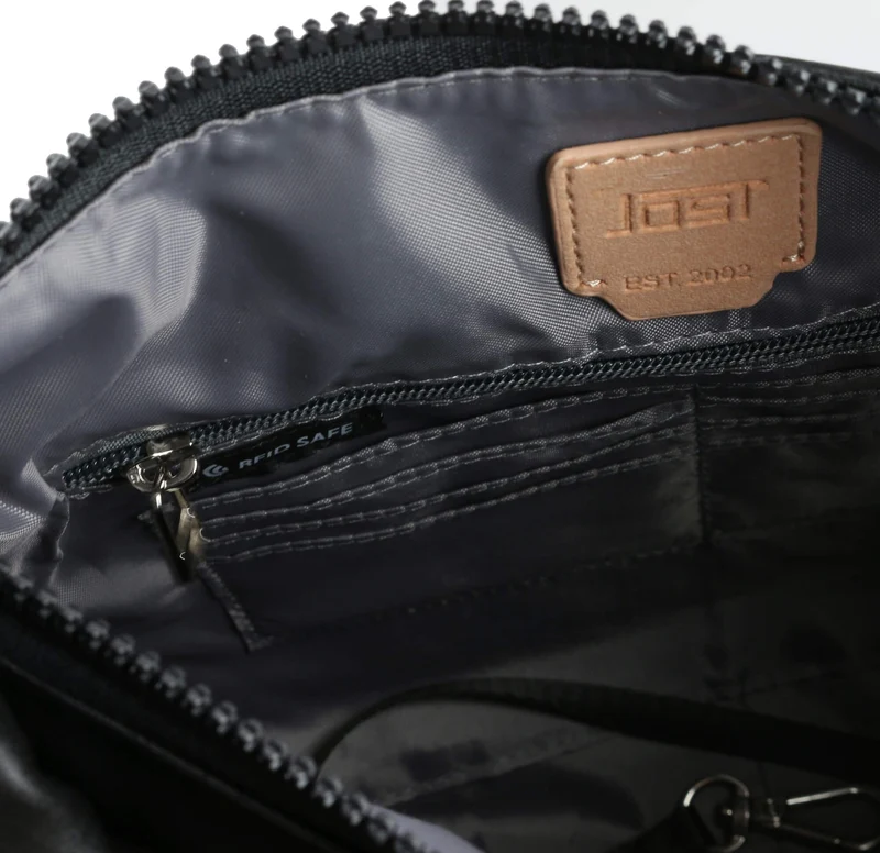 Jost Kaarina - Schultertasche 31 cm (black)