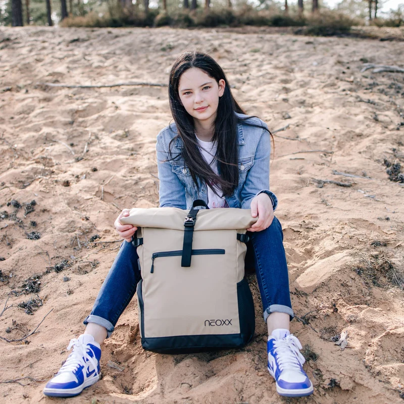 Neoxx VIBE Roll Top - Rucksack 15" 45 cm USB (nomadic)