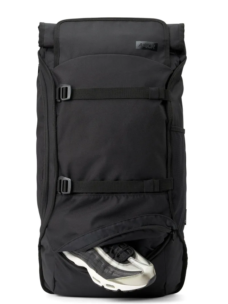 Travel Pack Black Eclipse + Wash Pack Set