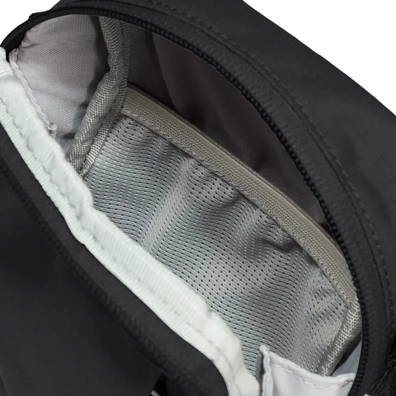 Jack Wolfskin Konya - Umhängetasche 20 cm (black)