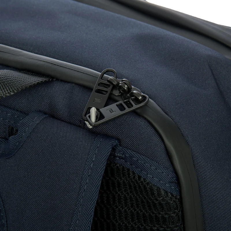 Porsche Design Urban Eco - Reiserucksack 15" 42 cm erw. USB (dark blue)