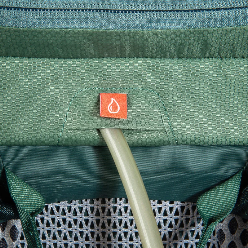 Tatonka Hike Pack 22 - Wanderrucksack 50 cm (sage green)