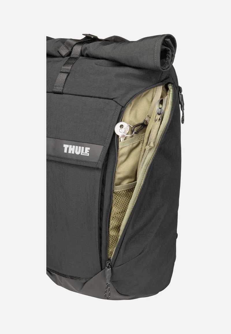 Paramount 3 24L Black - Rolltop Rucksack