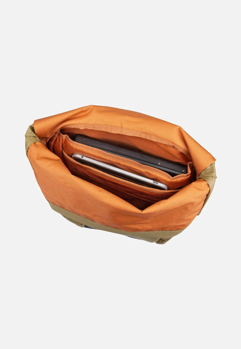 Paramount 3 24L Nutria - Rolltop Rucksack