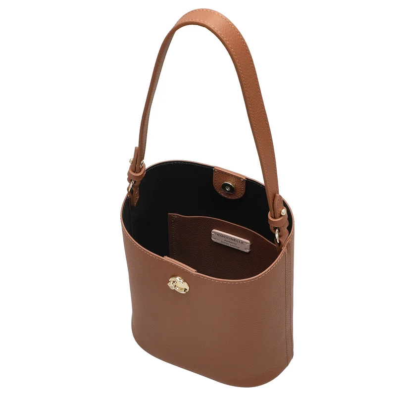 Coccinelle Nikla - Schultertasche 20 cm (cognac/noir)