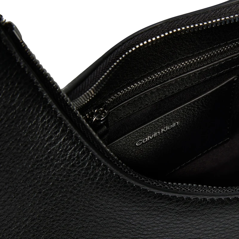Calvin Klein Slouchy - Schultertasche 33.5 cm (black)