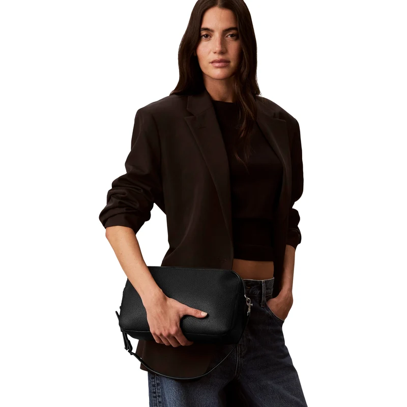 Calvin Klein Webbing Camera Bag - Umhängetasche (black)