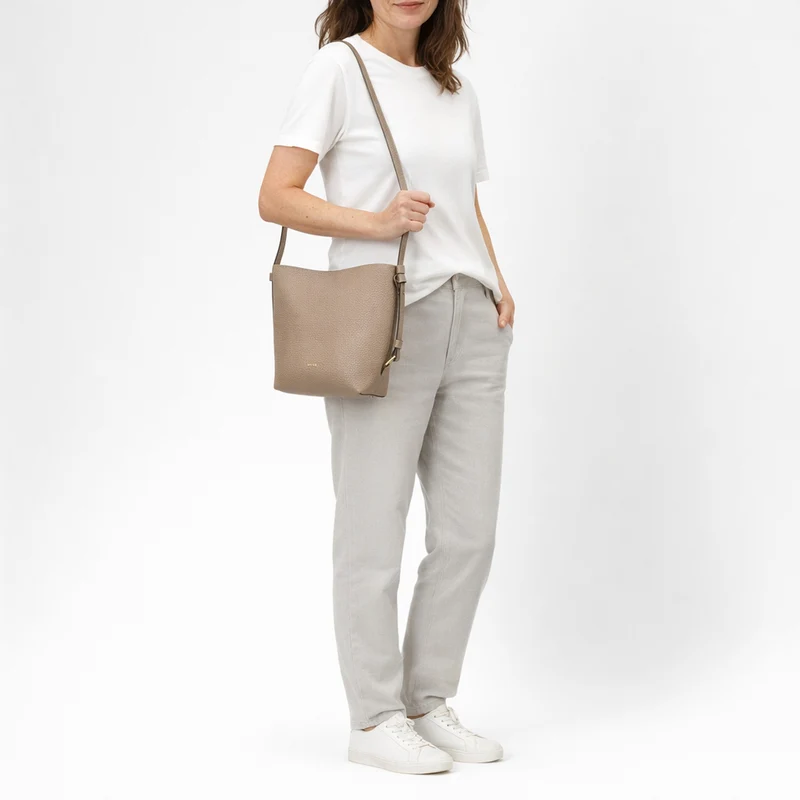 abro Cosmo Tekla - Schultertasche 24 cm (siena)