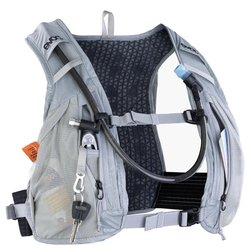 Evoc Hydro Pro 6 - Fahrradrucksack inklusive Trinksystem 38 cm (stone)
