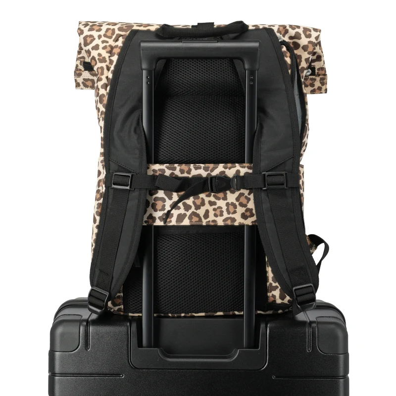 Travelite Basics Rollup - Rucksack 60 cm (leopard)