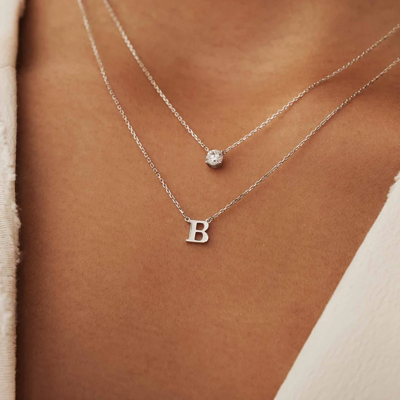 Isabel Bernard Saint Germain Chloé 14 Karat | Weißgold Initiale Halskette IB340061-A