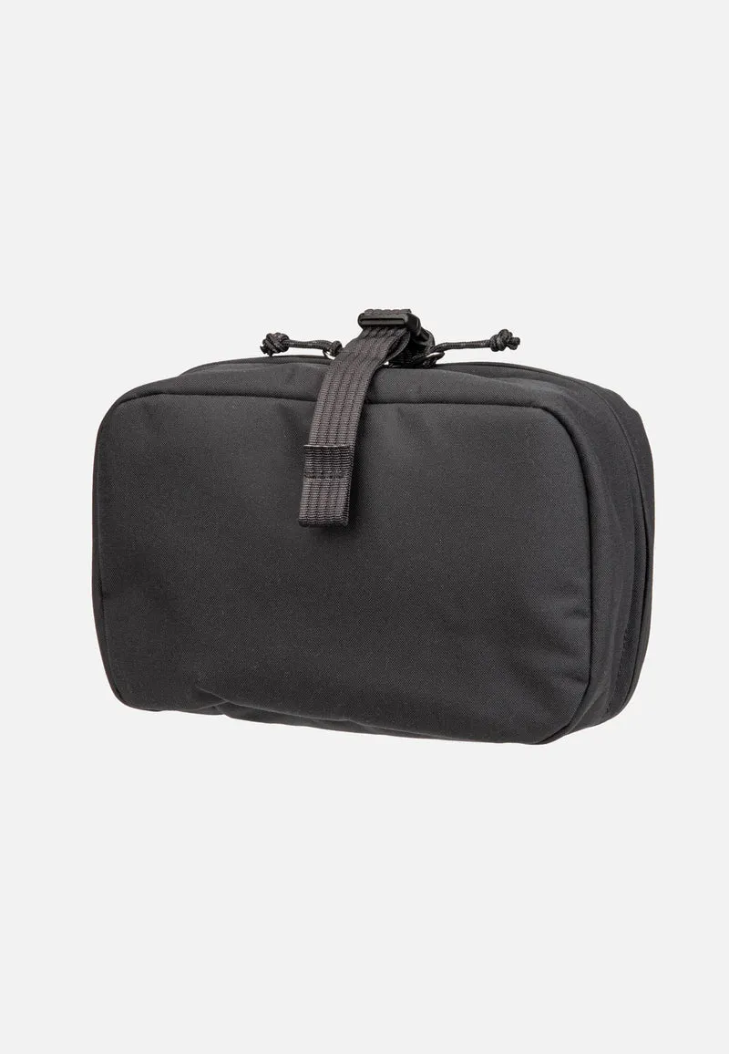 Färden Necessity Bag Coal Black - Kulturbeutel