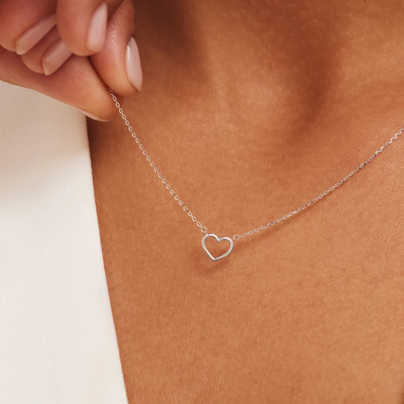 Isabel Bernard Cadeau d'Isabel 14 Karat | Weißgold Halskette und Armband Geschenksets IB90059