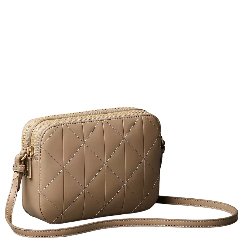 Calvin Klein Quilted Emblem - Umhängetasche 18 cm (desert taupe)