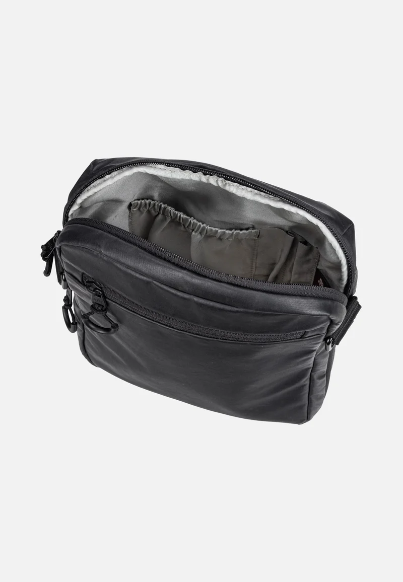 Oyabe RE Black - Crossbody Bag