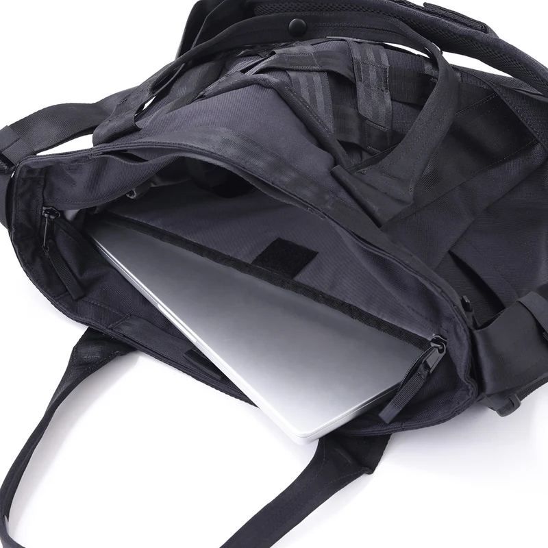 Chrome Barrage 16L Tote - Shopper 32 cm (black x)