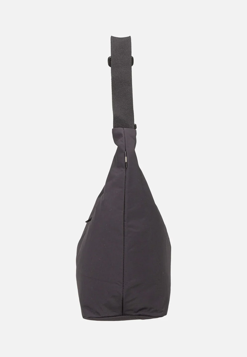 T-Shape Bag Monochrome Black - Umhängetasche