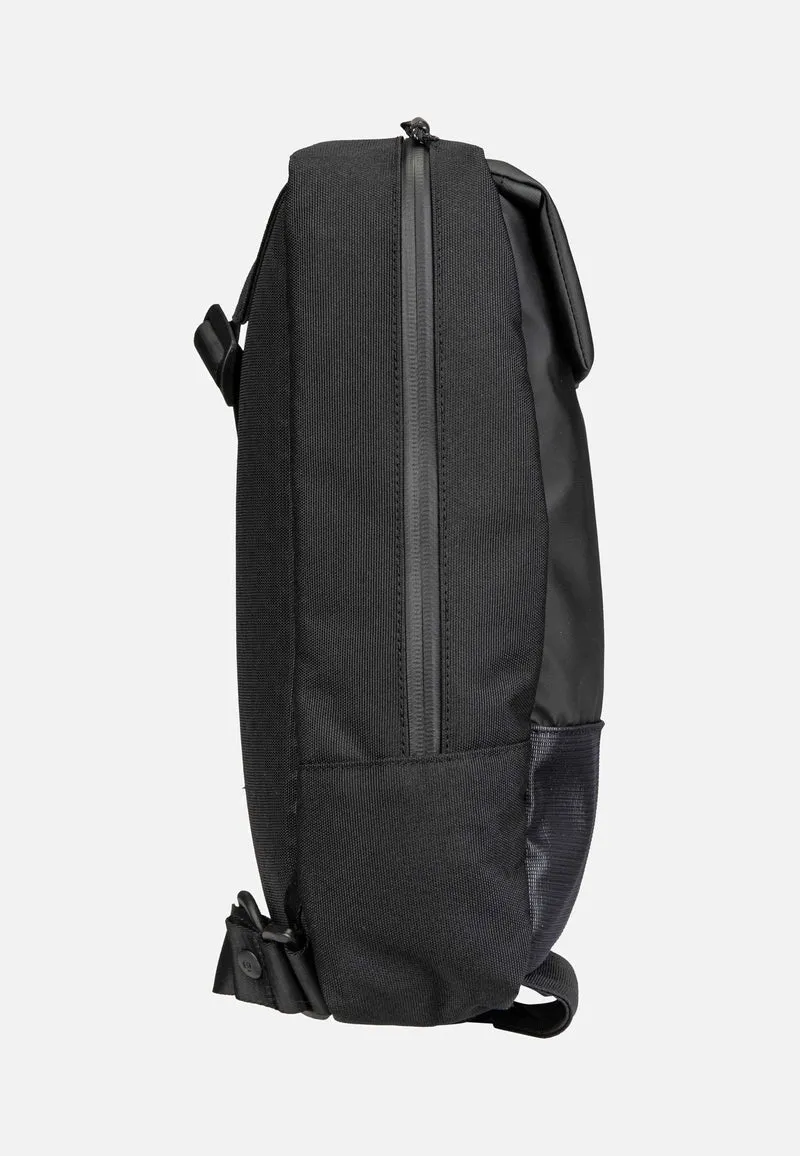 Castle 1058 CB Jet Black - Sling Bag