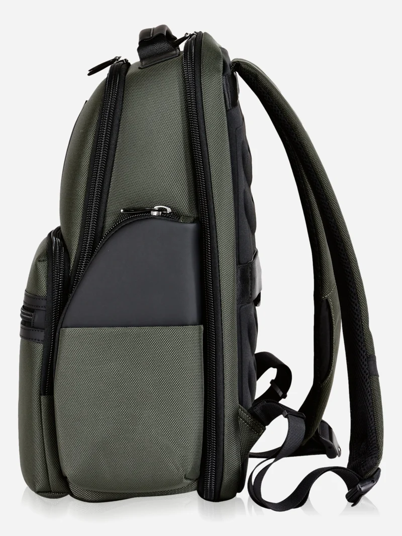 Travel Guard - Green
