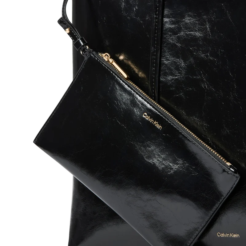 Calvin Klein Foil Logo Glossy Tote - Shopper 49 cm (black)