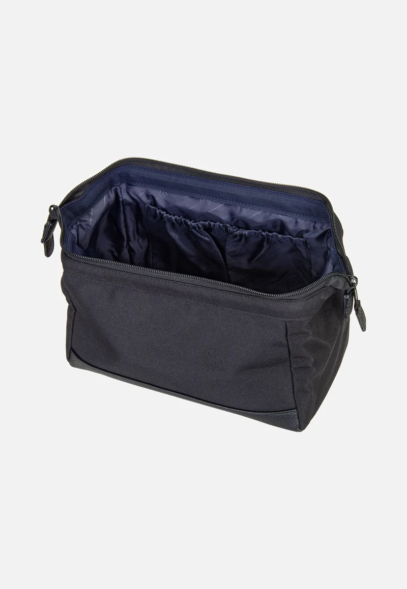 Travel Kit Recycled Oxford Medium Berlin - Kulturbeutel