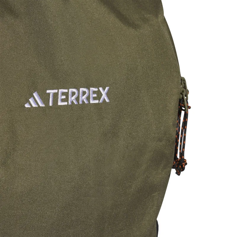 adidas Terrex Multi Essentials - Rucksack 45 cm (olive strata)