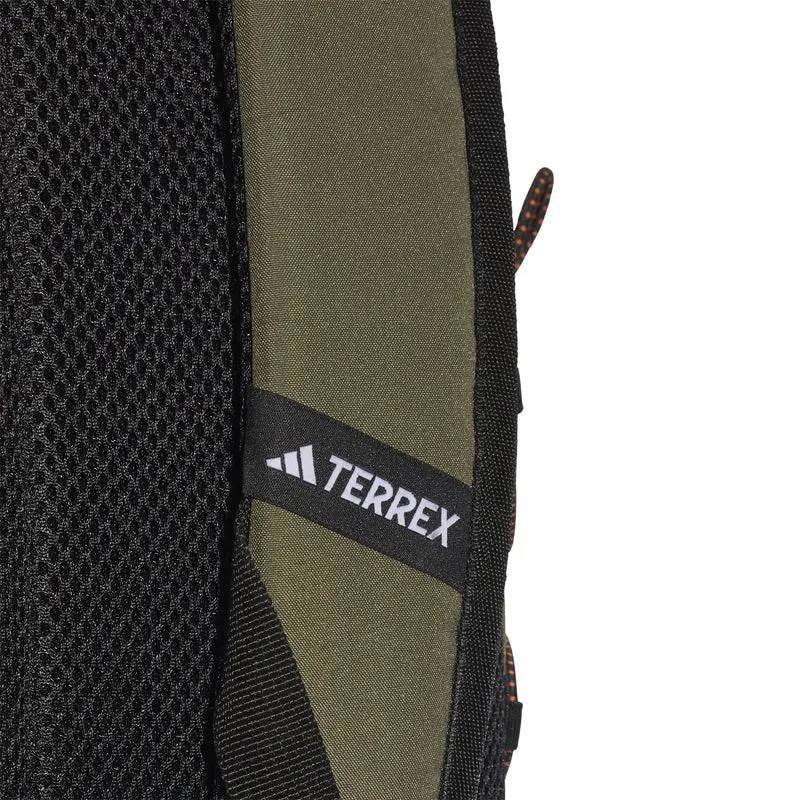 adidas Terrex Multi Essentials - Rucksack 45 cm (olive strata)