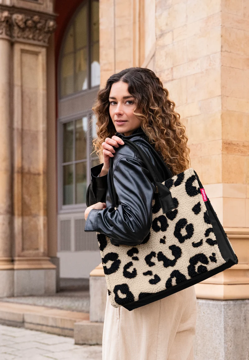 Daily Shopper Teddy Leo Cream - Tote Bag