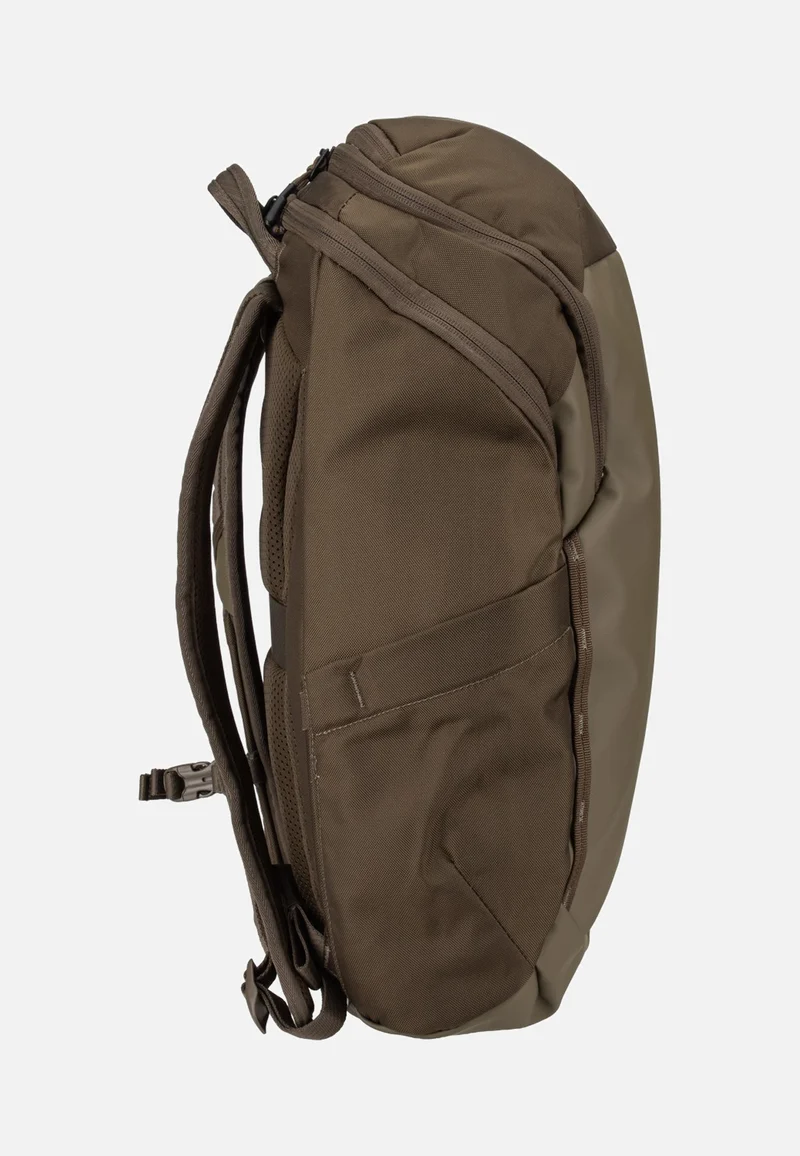 Chasm Laptop 26L Deep Khaki - Rucksack