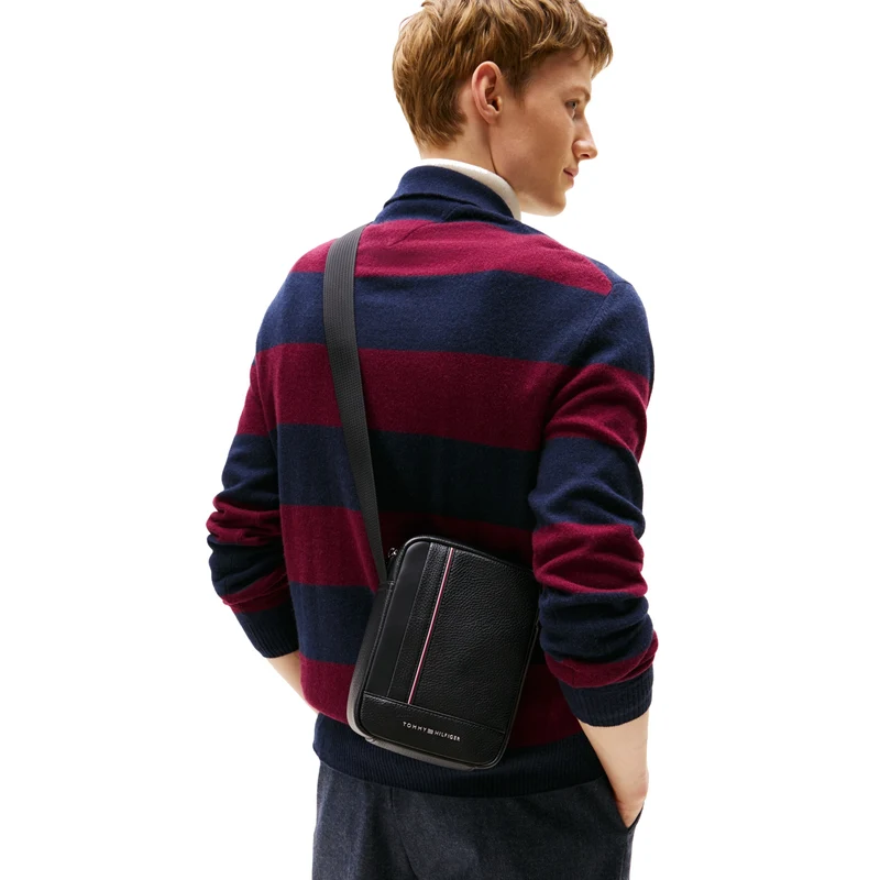 Tommy Hilfiger Central - Mini Umhängetasche 22 cm (black)