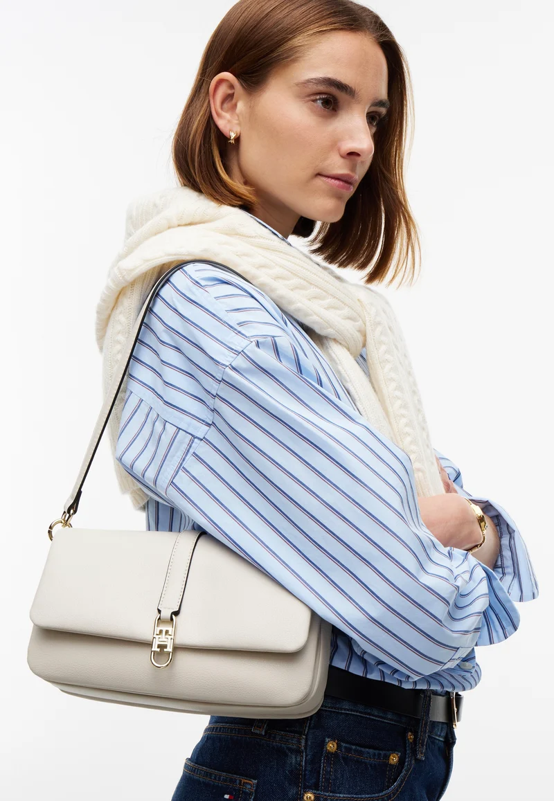 TH Libre Conv Flap Crossover Soft Cream - Crossbody Bag