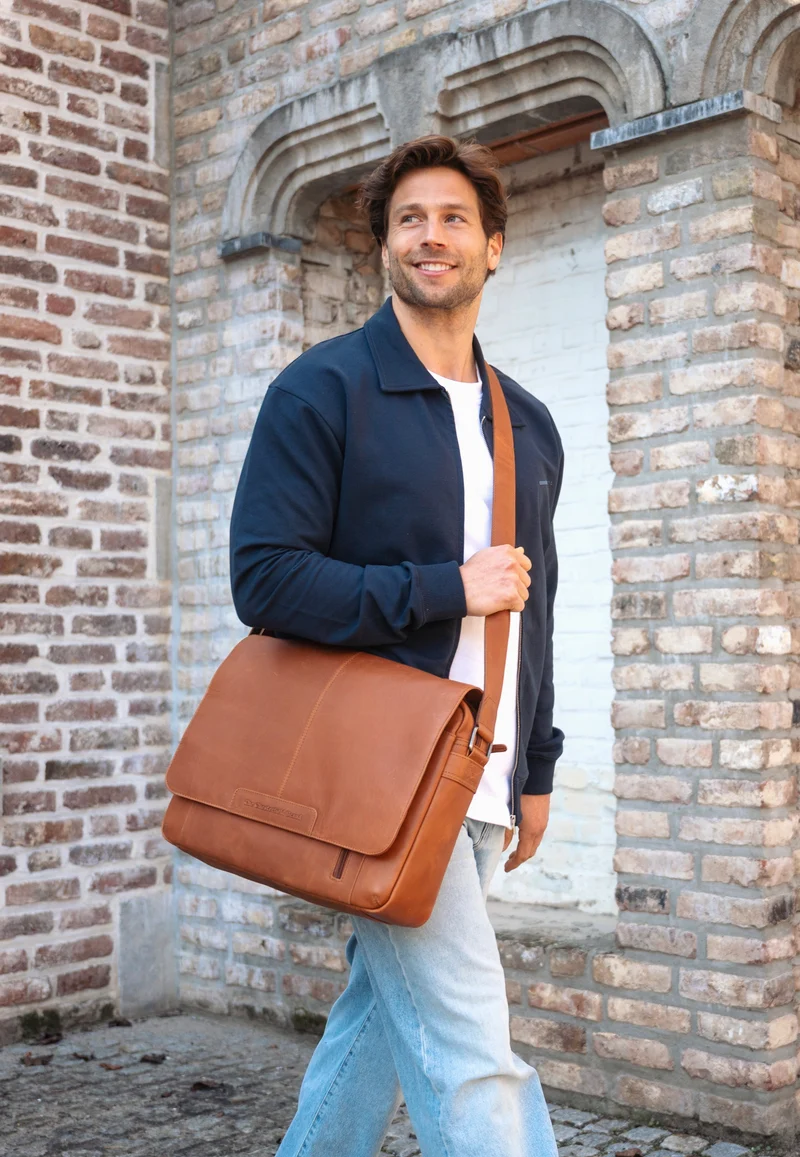 Richard 0552 Cognac - Messenger Bag