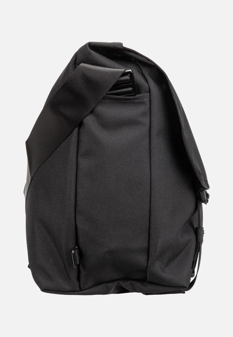Classic Messenger L Jet Black - Messenger Bag