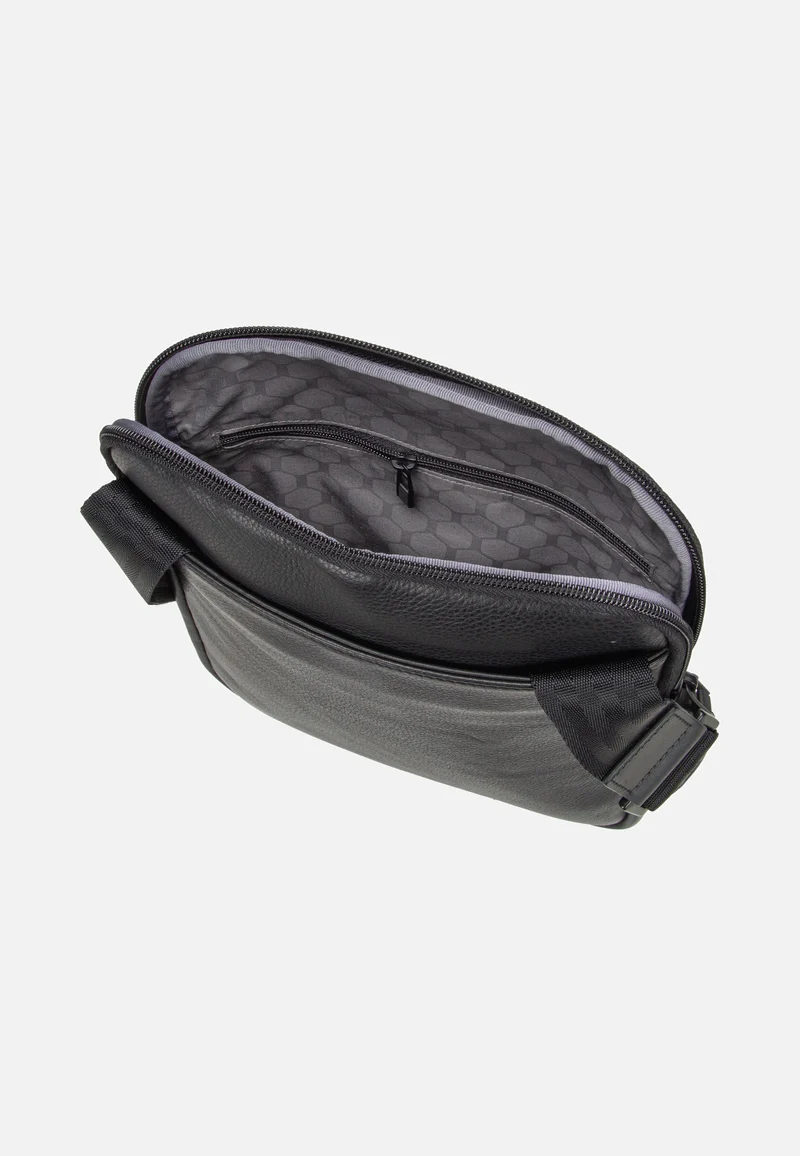 Roadster Leather Evo Shoulder Black - Crossbody Bag