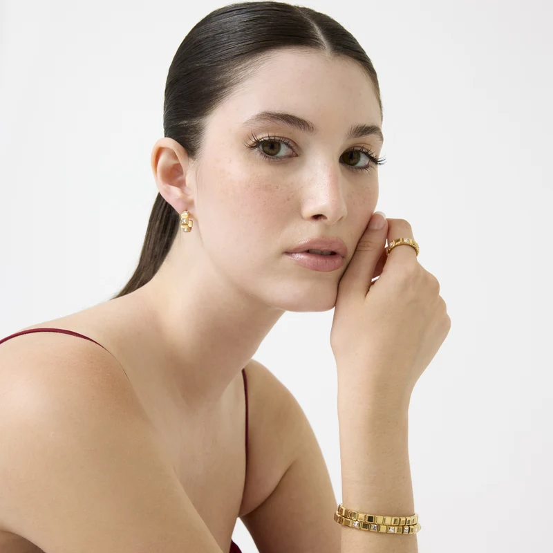 Guess Ace Of Diamonds Gold-coloured Earrings JUBE06183JWYGT-U