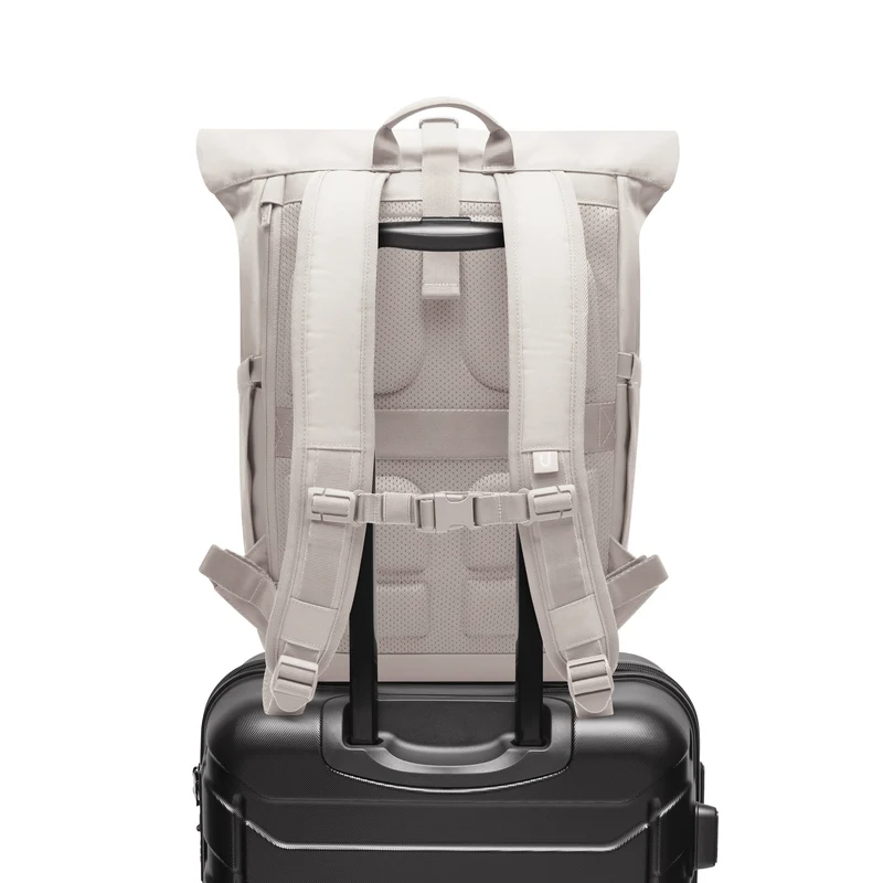 Johnny Urban Allen Medium - Rolltop Backpack 40 cm (sand)