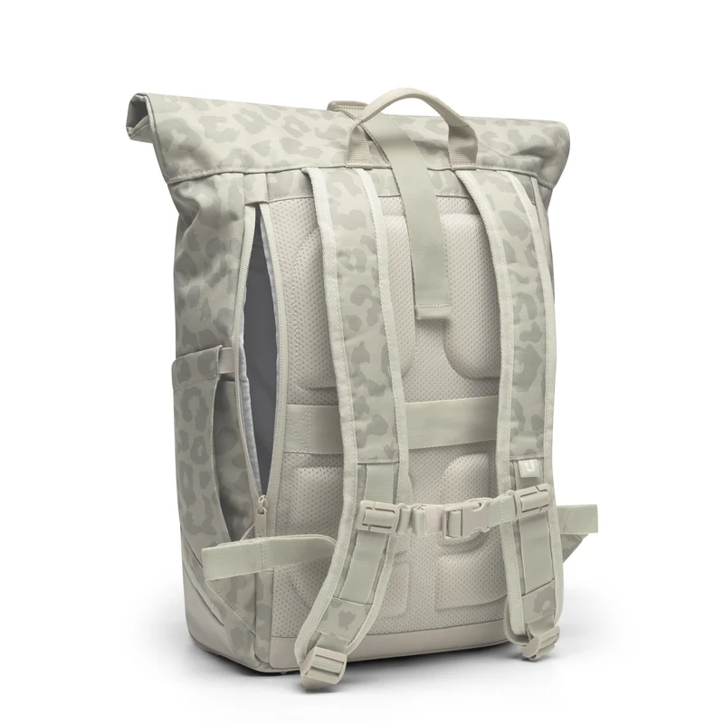 Johnny Urban Allen Medium - Rolltop Backpack 40 cm (sand leo)