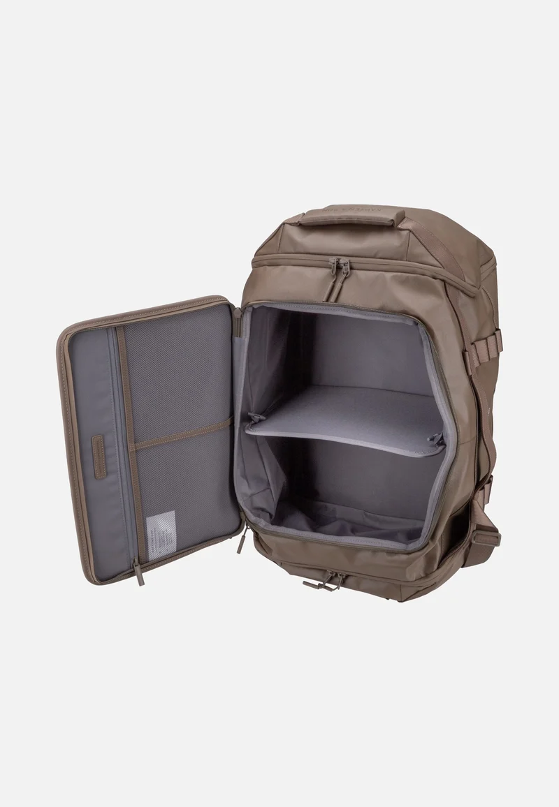 Lisbon Duffle Backpack Medium Walnut - Reiserucksack