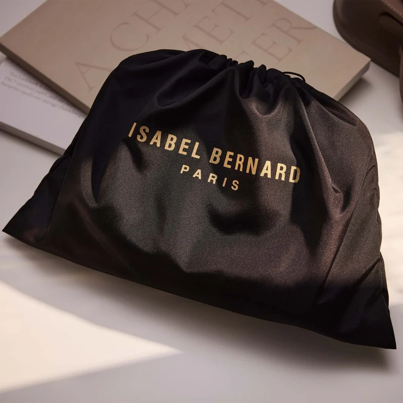 Isabel Bernard Honoré Nadine schwarze Handtasche aus Kalbsleder mit 13-Zoll-Laptopfach IB25110-001-13