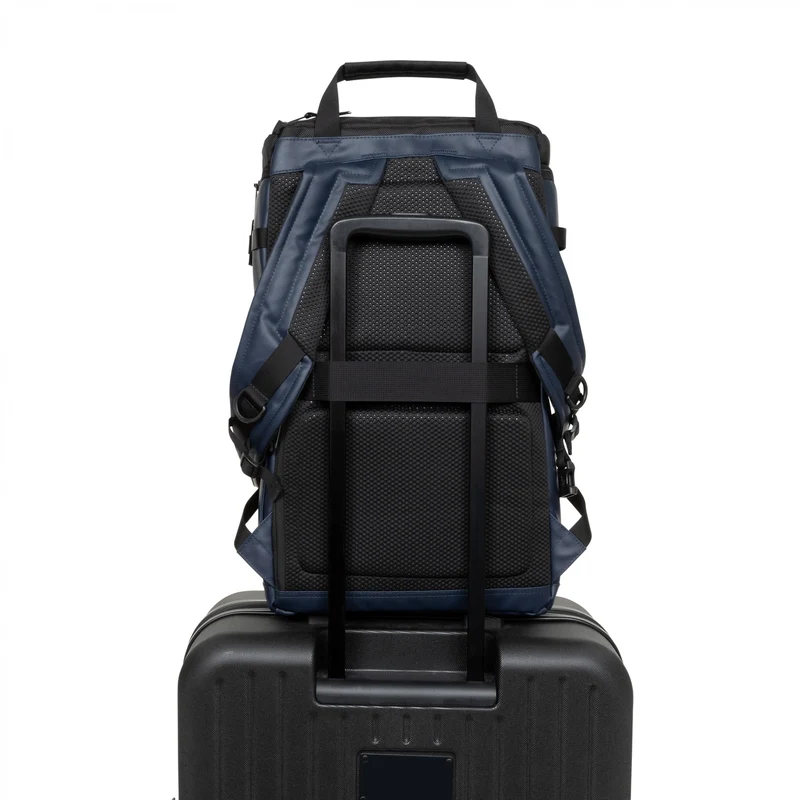 Eastpak selection Tecum Top CNNCT 23 - Rucksack 15" 49 cm (cnnct admiral)