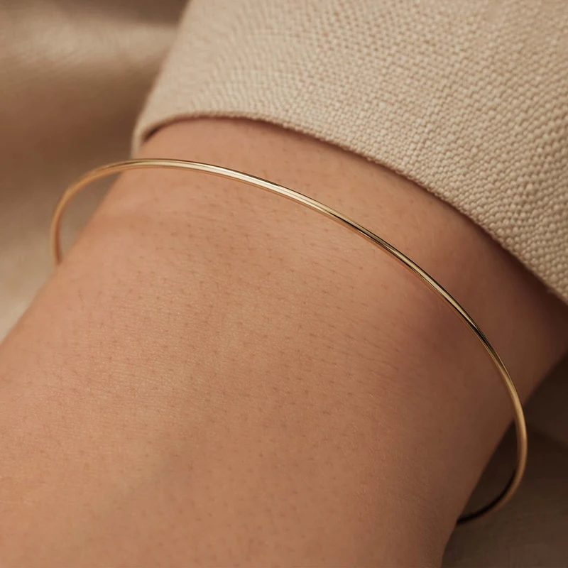 Isabel Bernard Cour d'Honneur Adora 14 Karat | Gold Bangle IB320109