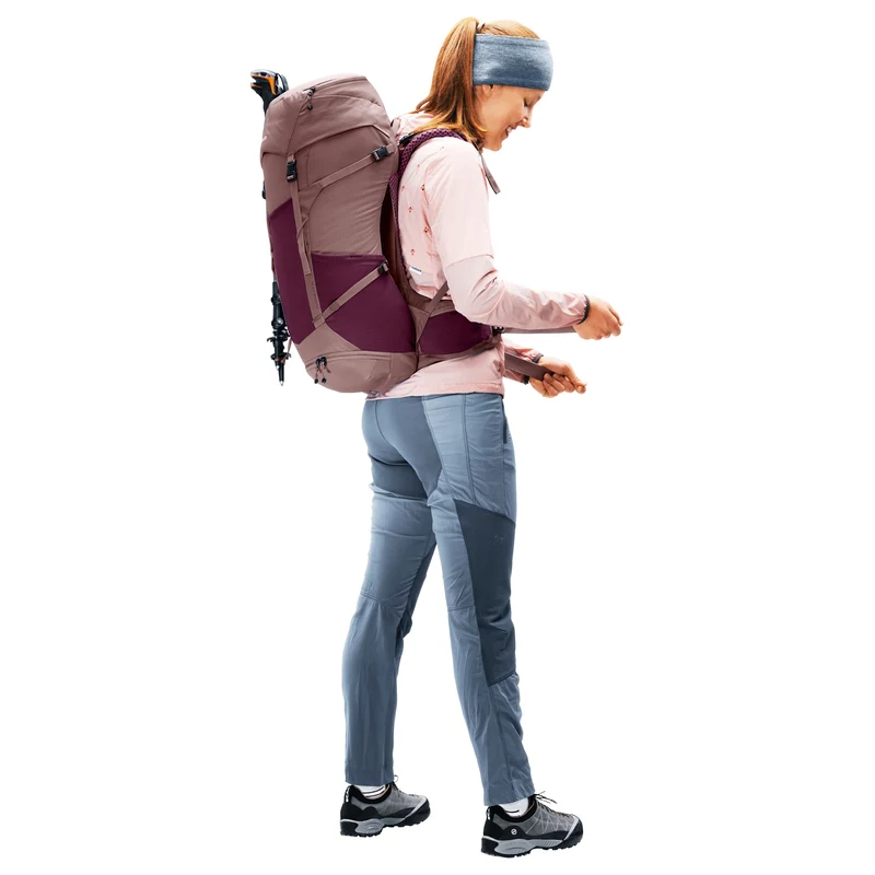 Deuter Futura 30 SL - Wanderrucksack 63 cm (cassis-ashrose)